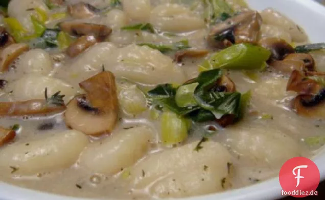 Gnocchi mit cremiger Pilz-Lauch-Sauce