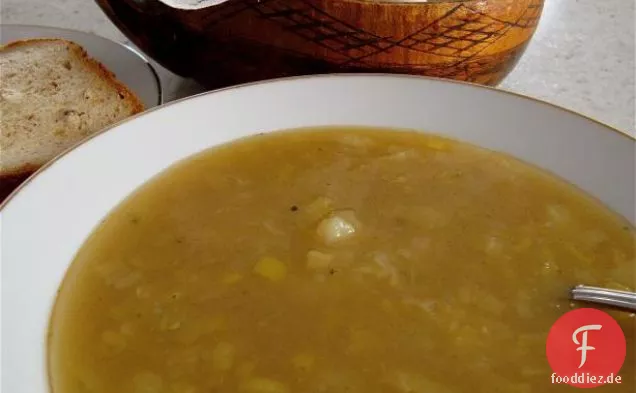 Hühner- und Graupen-Suppe