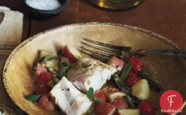 Chili-Geschmorter Fisch Mit Tomaten Und Kartoffeln