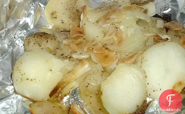 Kartoffel- und Zwiebeltaschen