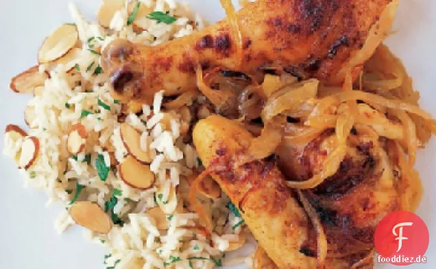 Gebackenes Huhn und Zwiebeln