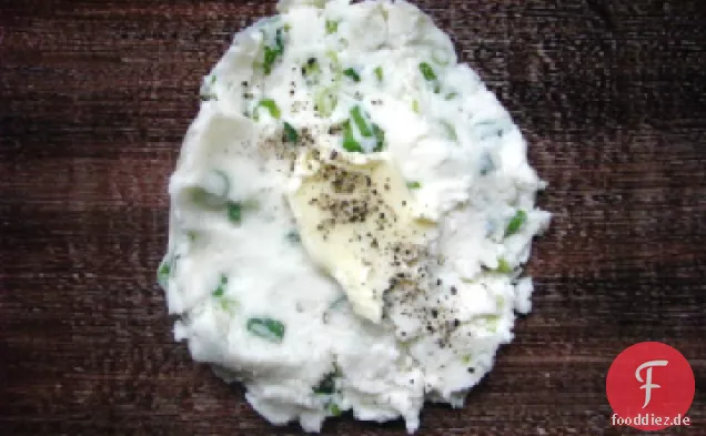 Champ (Buttrige Kartoffelpüree mit Schalotten)