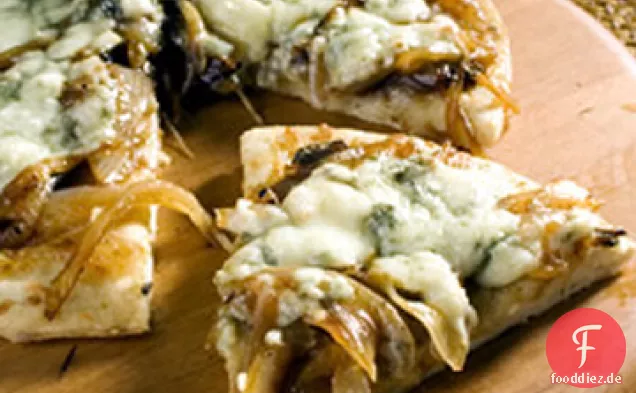 Karamellisierte Zwiebel-Gorgonzola-Pizza