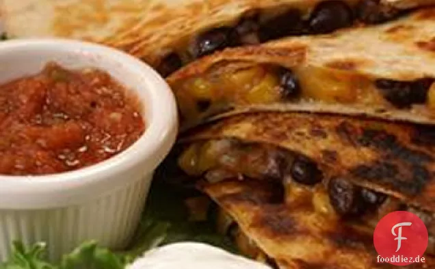 Schwarze Bohnen und Mais Quesadillas