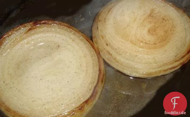 Geschmorte Zwiebelscheiben