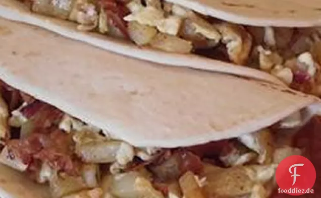 Speck, Kartoffel und Ei Taco.