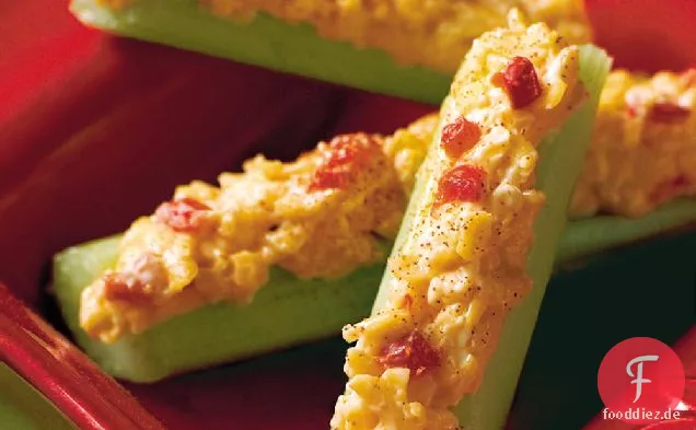 Leichter Pimiento-Käse-Gefüllter Sellerie