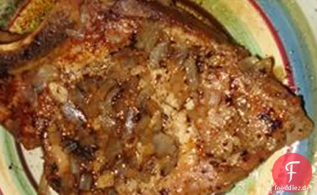 Cola Zwiebel Schweinekoteletts