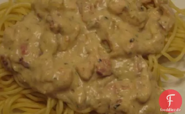 Huhn Speck Alfredo Sauce