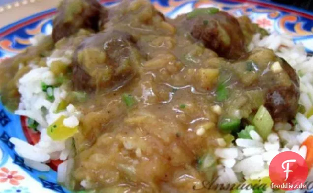 Dänische Fleischbällchen in Currysauce (Boller I Karry)