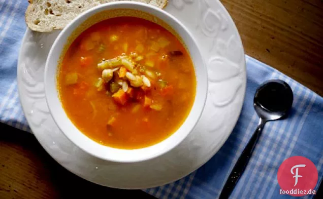 Gewürzte Gemüsesuppe