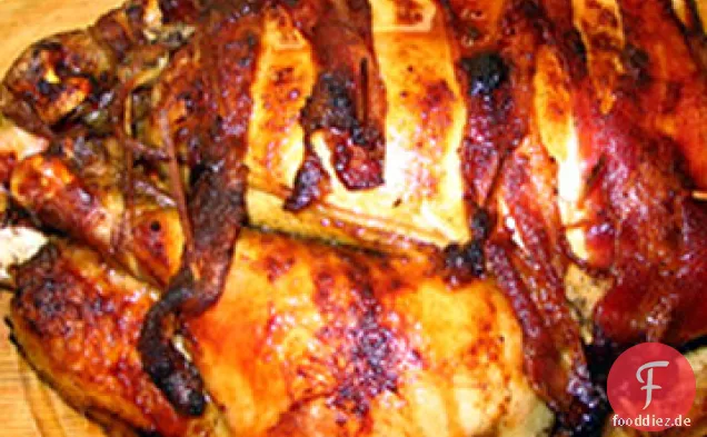 Speck gebratenes Huhn