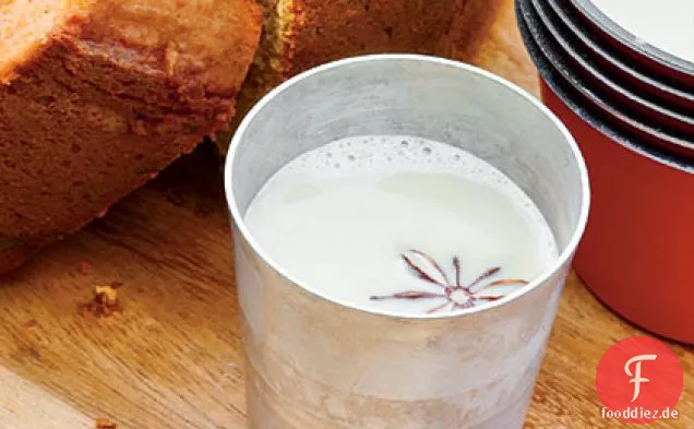 Dekadent Chai Latte