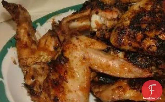 Meerrettich glasierte gegrillte Hähnchenflügel