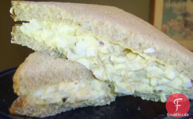 Ei-Salat-Sandwich