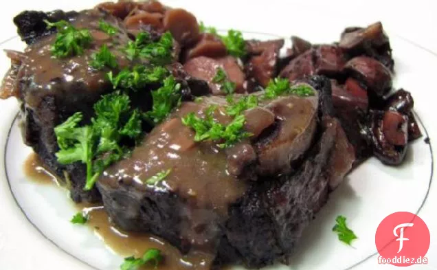 Zinfandel-Geschmortes Rindfleisch Kurze Rippen