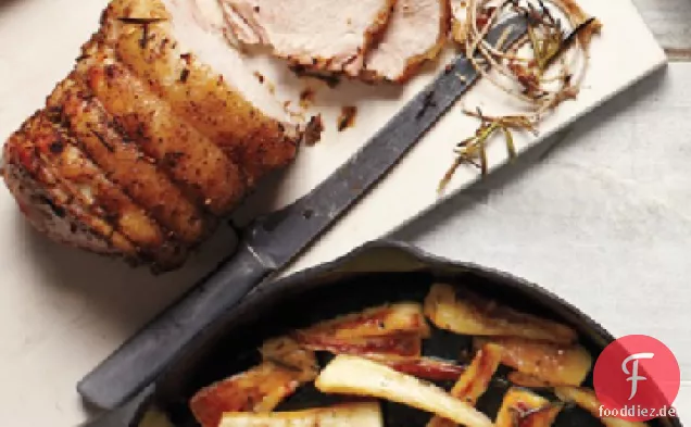 Schweinebraten mit karamellisierten Pastinaken