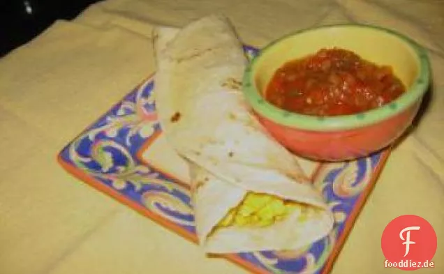Kartoffel-Ei-Käse-Burrito