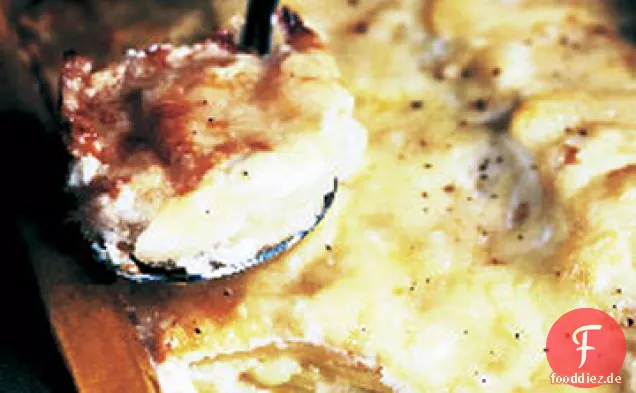Kartoffelgratin mit Gruyère und Crème Fraîche