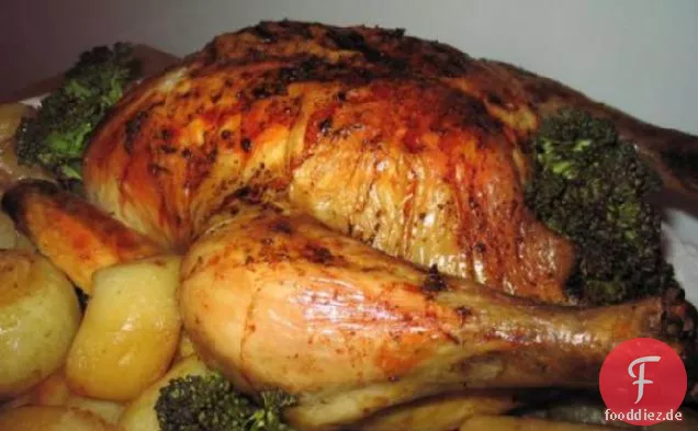 Griechisches gebratenes Huhn und Kartoffeln