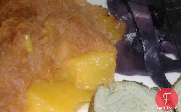 Gewürzte Süßkartoffeln in Pfirsichen