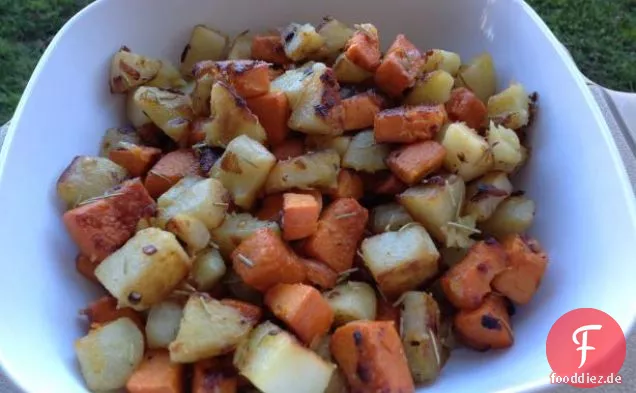 Zwei Kartoffel-Rosmarin-Braten