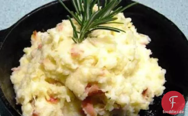 Kartoffelpüree mit Schinken und Parmesan