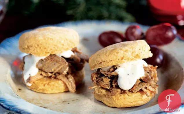 Alabama Pulled Pork Sandwiches mit Weißer Barbecue-Sauce