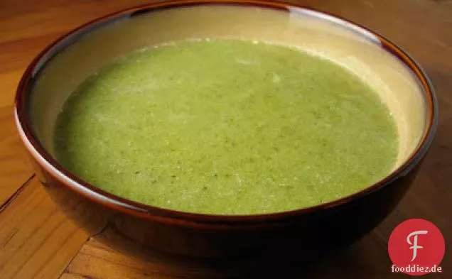 Creme von Brokkolisuppe