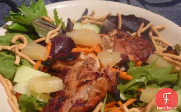 Heißer Teriyaki-Hühnersalat