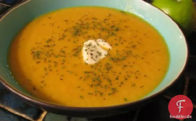 Süßkartoffel und Apfel-Suppe