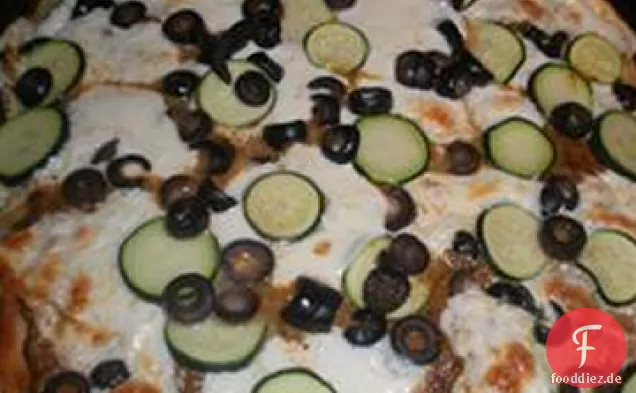 Italienischer Pesto-Pizza