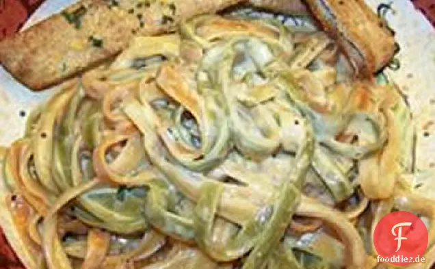 Einfach Fettucine Alfredo