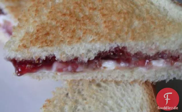 Frischkäse und Gelee-Sandwich -