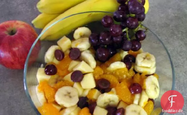 Erfrischender frischer Obstsalat