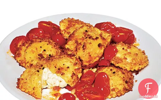 Schnelle knackige Ravioli mit gerösteter Tomatensauce