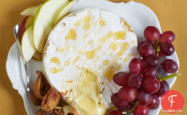 Gebackener Brie mit Honig