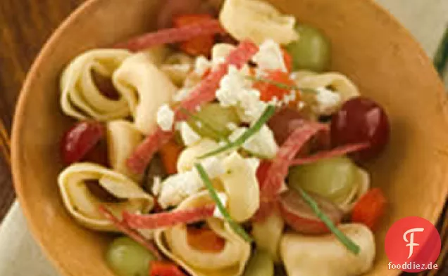 Mediterraner Nudelsalat