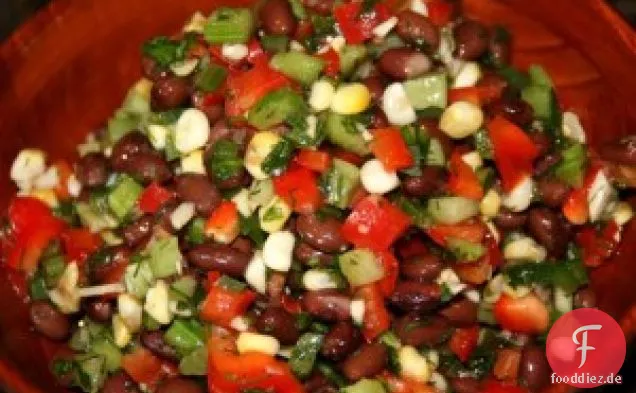 Skinny Magic Black Bean Salat