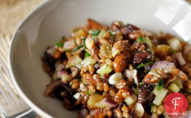 Winterweizenbeersalat mit Feigen & roten Zwiebeln