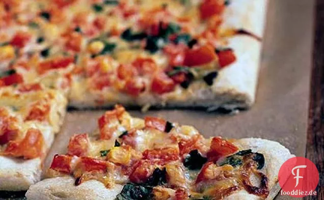Gerösteter Knoblauch, Tomaten und Basilikum Quadrate