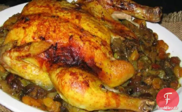 Brathähnchen mit getrockneten Früchten und Mandeln