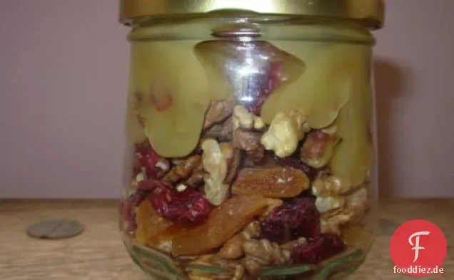 Honig-, Walnuss- und Trockenfrucht-Topping (Geschenk im Glas)