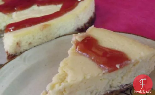 Vanille gebackener Käsekuchen mit Haselnuss-Zimt-Kruste