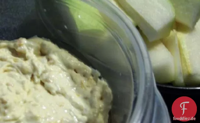 Ananas-Aprikosen-Käse-Ausbreitung