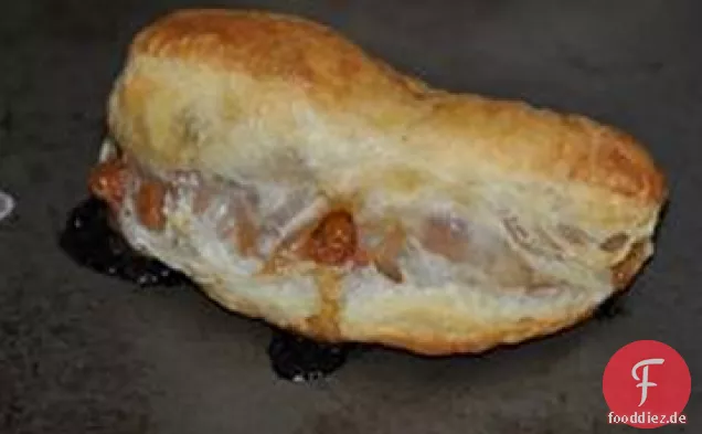 Mit Aprikose gefüllte Empanaditas