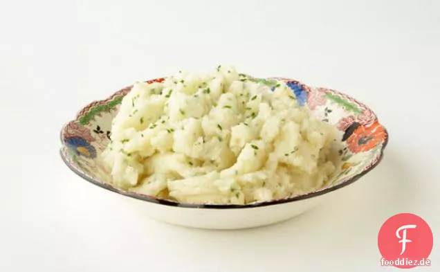 Knoblauch und Sellerie Wurzel Püriert Spuds