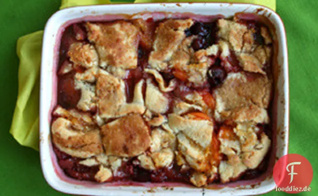Aprikose und Süßkirsche Pandowdy Rezept