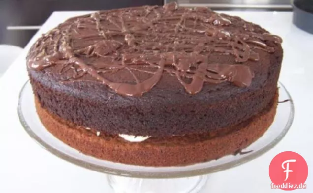 Banane Schokolade Fudge Schicht Kuchen (Licht)