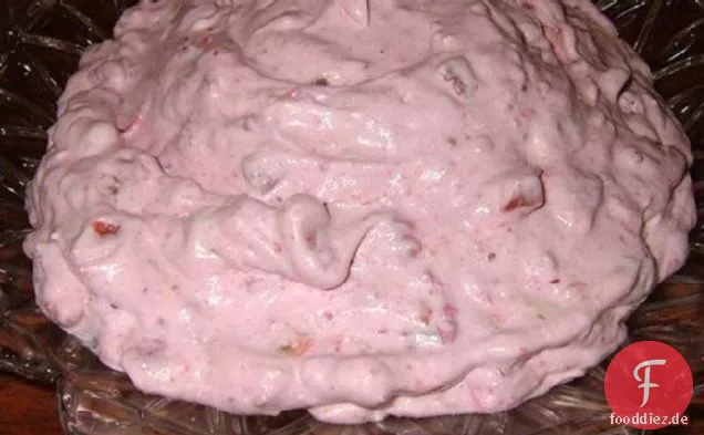 Cranberry-Salat (A.k.a. Thanksgiving Pink Stuff)